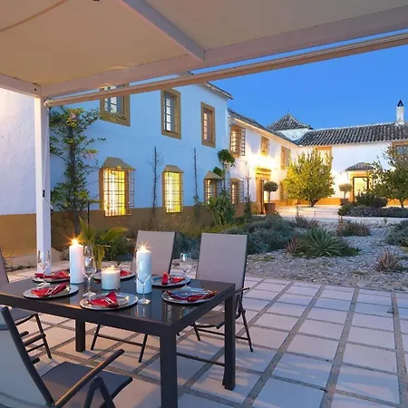 Villa Historical Charming Cortijo Antequera Exclusive *